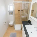 Mihael House - Three Bedroom With Jacuzzi Ζαντάρ